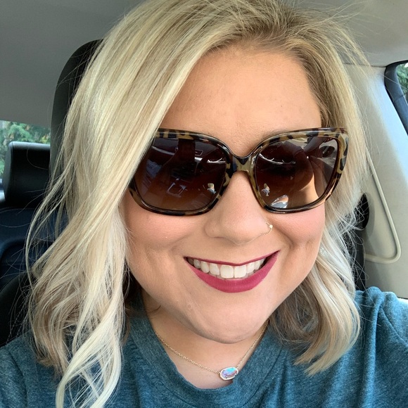 Meet your Posher, Anna - Picture 1 of 1